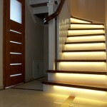 lumières LED d'escaliers intérieurs